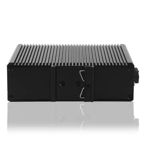 Specimen Track Industrial POE Switch - Image 4